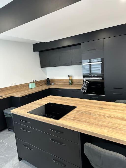 Appartement Lahoucine Boulogne-sur-Mer Bagian luar foto